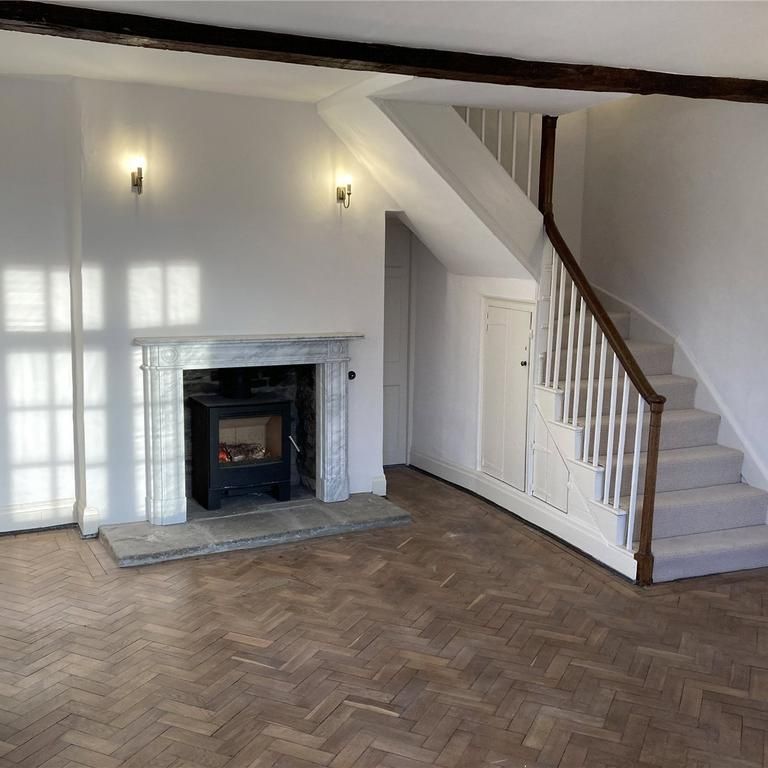 6 bedroom detached house to rent - Photo 1