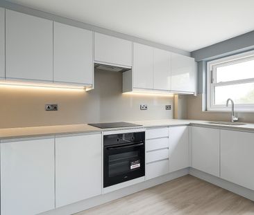 2 Bed Flat, Battersea Bridge Road, SW11 - Photo 6