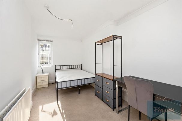 4 bedroom apartment to rent - Photo 1