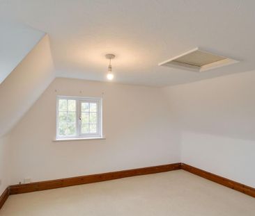 4 bedroom property to rent - Photo 2