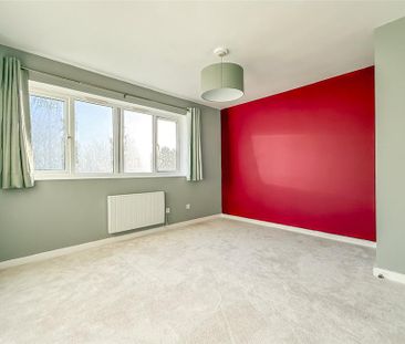 2 bedroom penthouse to rent - Photo 5