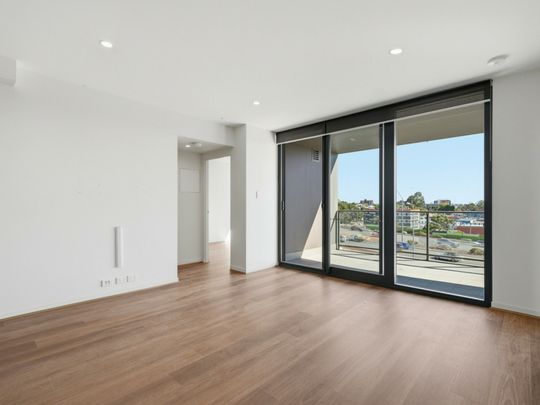 Luxurious Living and Lifestyle Location! - Photo 1