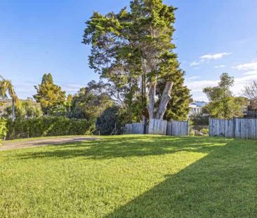 Paws, Play, & Perfection in Howick! - Photo 4