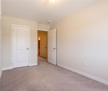 175 LORMONT Boulevard, Stoney Creek, Ontario, L8J0K1 - Photo 1