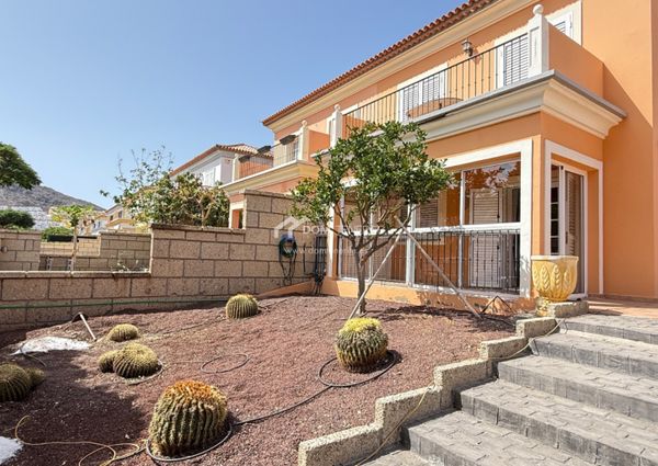 Chalet pareado · Alquiler a largo plazo ·