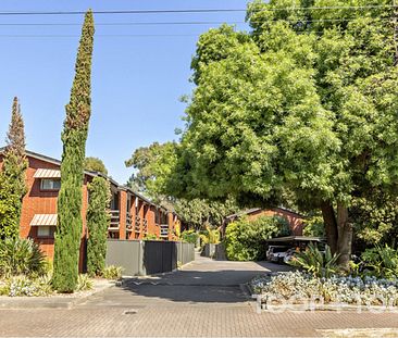 Two bedroom unit in Norwood - Photo 6