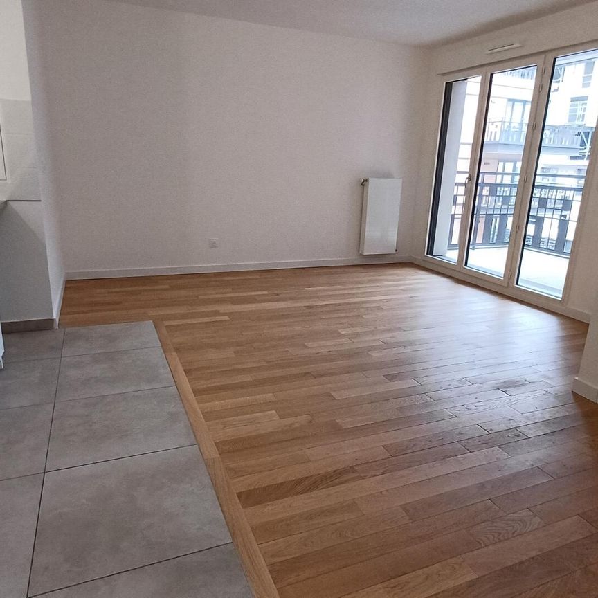 location Appartement T2 DE 40.54m² À COURBEVOIE - Photo 1