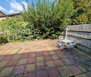 4 bedroom end of terrace house to rent - Photo 5