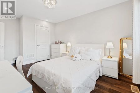 174 MILKWEED WAY - Photo 5