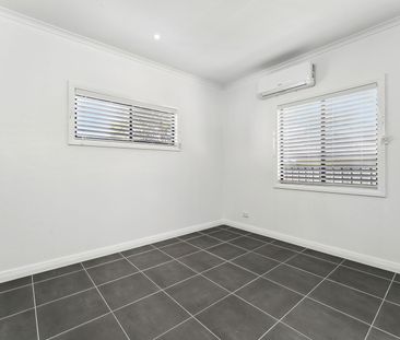 576A Warringah Road - Photo 1