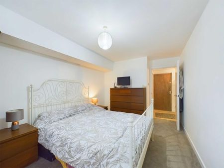 2 Bed Flat, Newly Renovated, SE1 - Photo 5