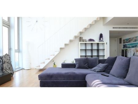 3 room luxury penthouse for rent in El Poblenou, Barcelona, Province of Barcelona, Catalonia - Photo 4