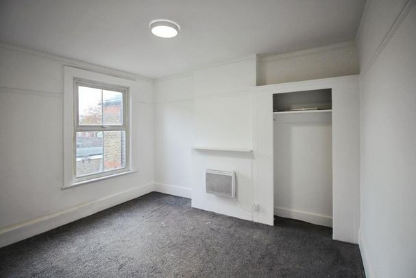 3 bedroom flat to rent - Photo 1