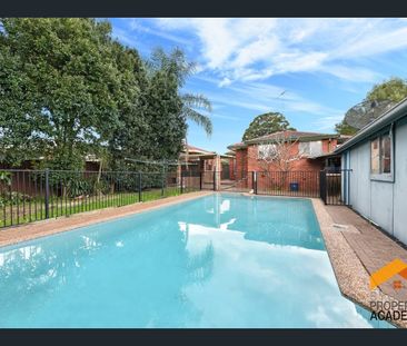 Spacious Single-Level Family Home with Pool & Entertainer’s Appeal - Photo 6