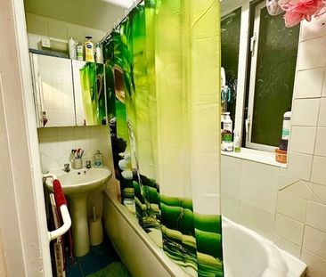 Room in a Shared Flat, Renters Avenue, NW4 - Photo 6