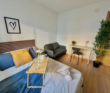 Calle Batalla de Trafalgar, Leganés, Community of Madrid 28912 - Photo 5