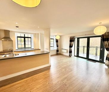 2 bedroom apartment to rent - Photo 4