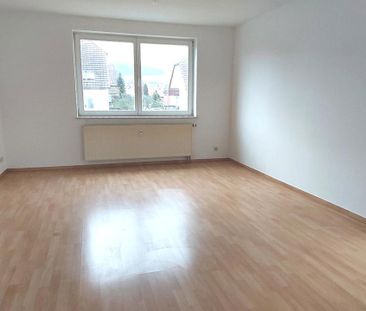 Schöne 3 Raumwohnung mit Balkon! - Photo 2