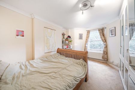 Vicarage Grove, London, SE5 - Photo 4