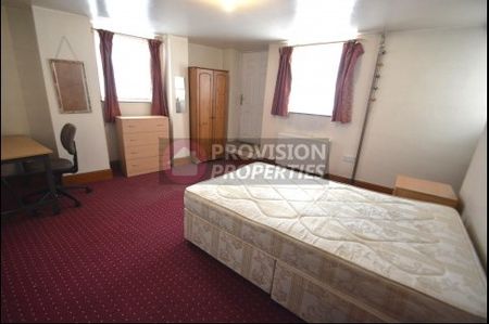 7 Bed Student Properties Leeds - Photo 2