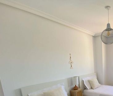 Luxury penthouse for rent in Estepona, Andalusia - Photo 6