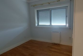 Apartamento T4 para Arrendamento com Garagem em zona prestigiada no Porto