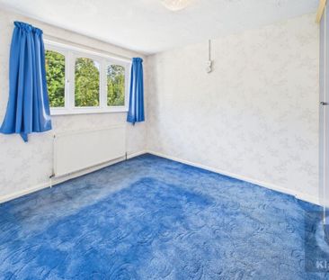 4 bedroom detached house to rent - Photo 4