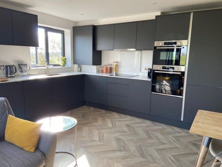 2 bedroom apartment to rent - Photo 5