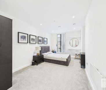 No Old Trafford, M17 - Photo 2