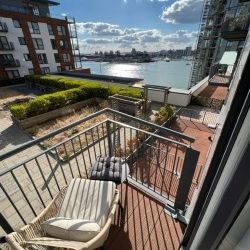 1 Bed Flat, Centenary Plaza, SO19 - Photo 3