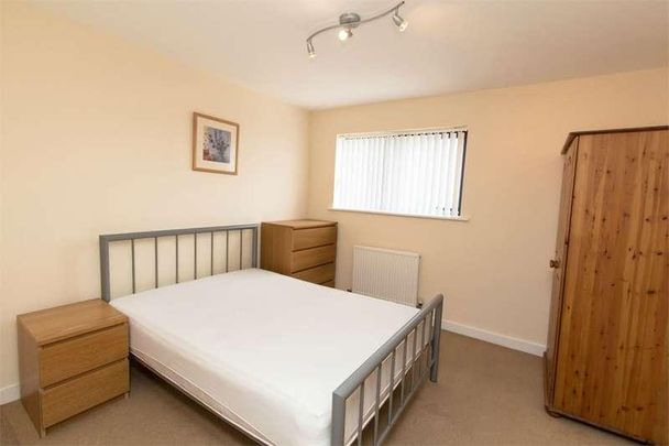 Bold Street, Hulme, Manchester, M15 - Photo 1