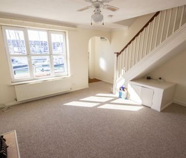 2 bedroom end of terrace house to rent - Photo 1