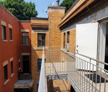 1563 Avenue du Docteur-Penfield apartment — Montréal, QC (1-Bedroom) - 1 Bedroom - Photo 1