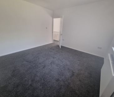 Llanerch Crescent, Gorseinon, SA4 4FP - Photo 2