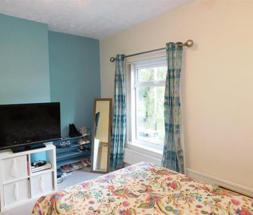 2 bedroom terraced house to rent - Photo 6