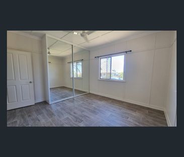 Freshly Renovated 3 Bedroom Home - Photo 5