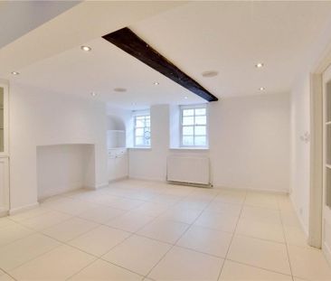 6 bedroom terraced house to rent - Photo 2