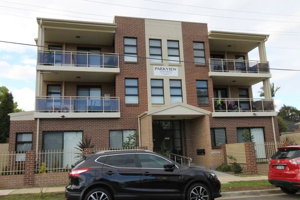 “Most Convenient & Sought-after Location for Rent” - Photo 1