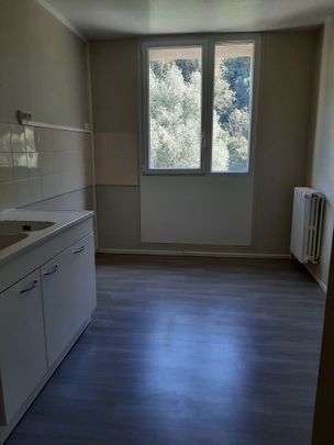 Location - Appartement T3 - 78 m² - Laissey - Photo 1