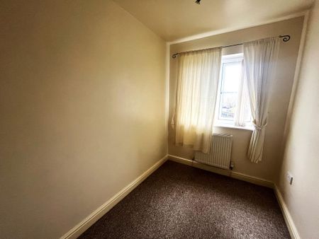 3 bedroom terraced house to rent - Photo 3