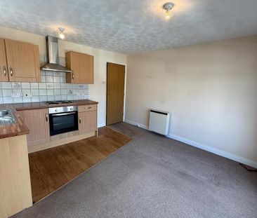 1 bedroom flat to rent - Photo 3