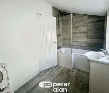 Brynglas Terrace, Maesteg, CF34 - Photo 2