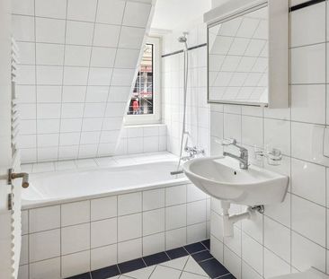 Gemütliche Dachwohnung zwischen Stadt und Natur - Foto 3