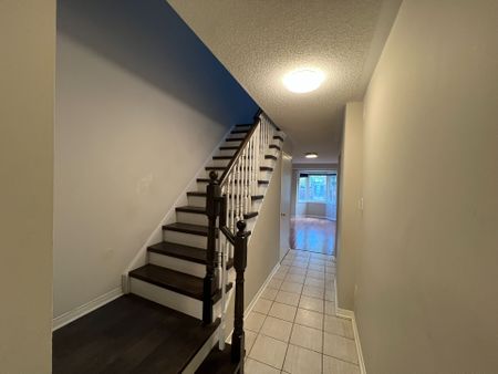 For Lease - 4600 Kimbermount Avenue Unit# 89, Mississauga, Ontario - Photo 4