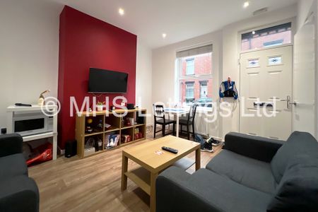 2 Bedroom Mid Terraced House for rent in Meadow View - Photo 5