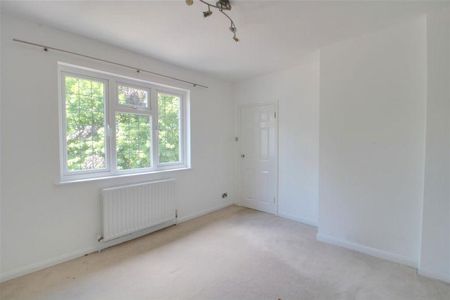 5 bedroom detached house to rent - Photo 5