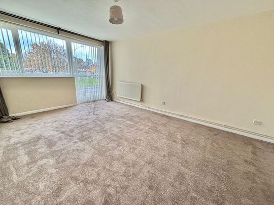 Coton Road, Nuneaton, CV11 - Photo 1