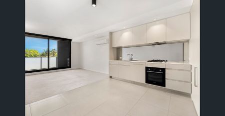 Exclusive and Stylish - Photo 3