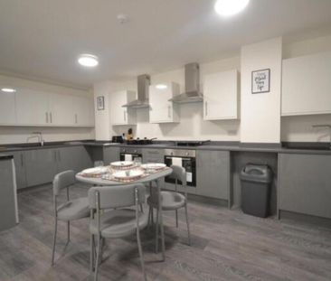 Room 13 Humphrey Street, Ince, , UK - Photo 5