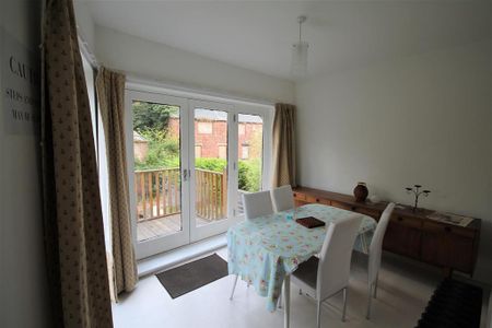 4 bedroom private hall to rent - Photo 4